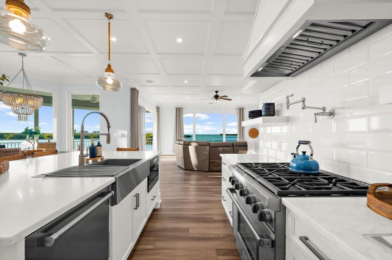 2059 N Pointe Alexis Drive, Tarpon Springs, FL 34689 Photo