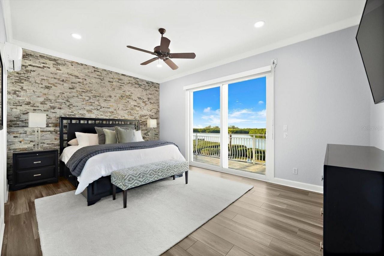 2059 N Pointe Alexis Drive, Tarpon Springs, FL 34689 Photo