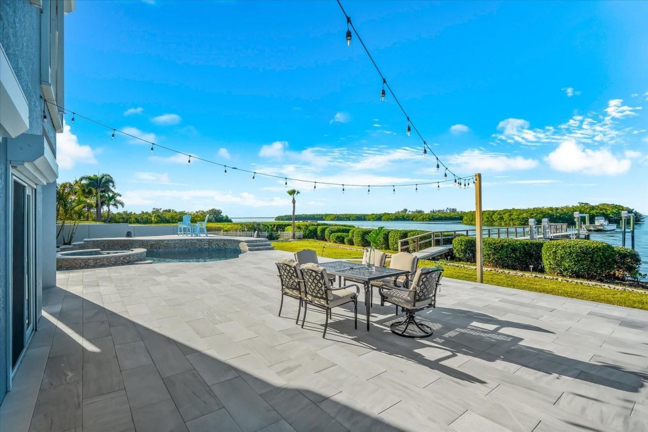 2059 N Pointe Alexis Drive, Tarpon Springs, FL 34689 Photo