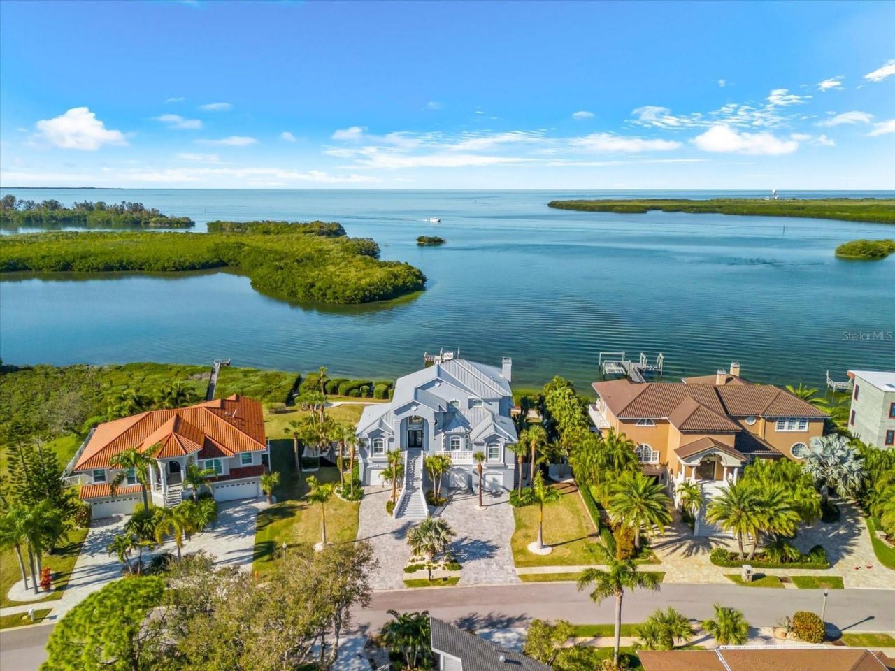 2059 N Pointe Alexis Drive, Tarpon Springs, FL 34689 Photo