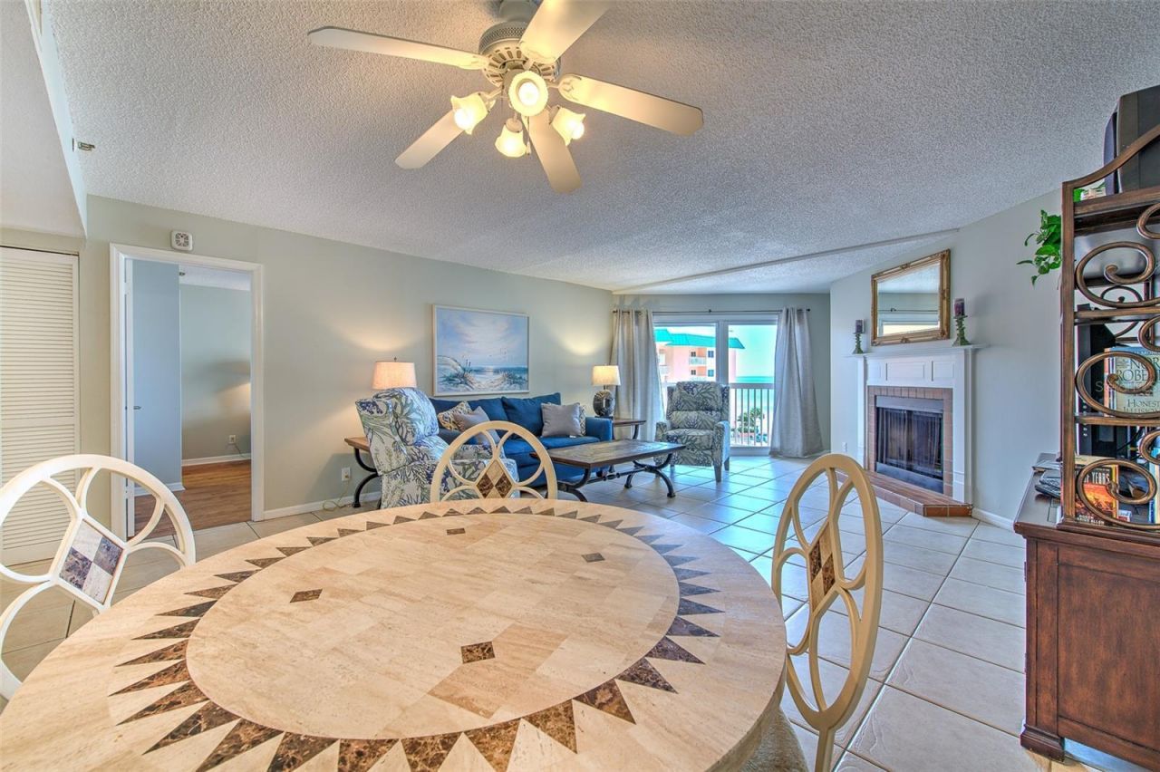 18400 Gulf Boulevard, Unit 2405, Indian Shores, FL 33785 Photo