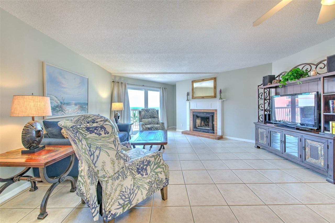 18400 Gulf Boulevard, Unit 2405, Indian Shores, FL 33785 Photo