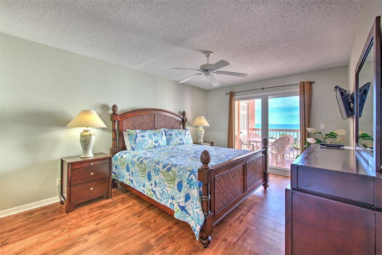 18400 Gulf Boulevard, Unit 2405, Indian Shores, FL 33785 Photo