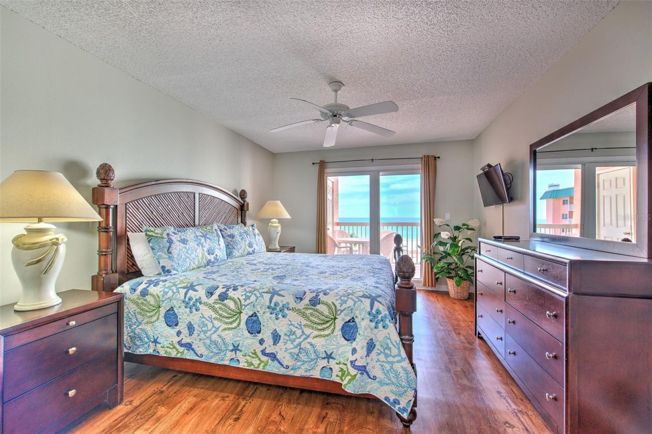 18400 Gulf Boulevard, Unit 2405, Indian Shores, FL 33785 Photo