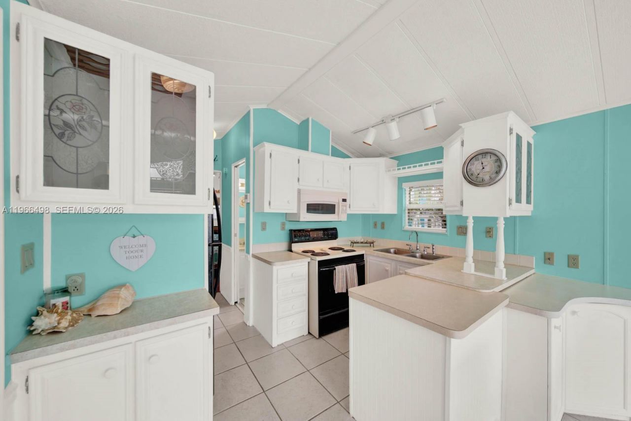 10725 S Ocean Drive Unit #534, Jensen Beach, FL 34957 Photo