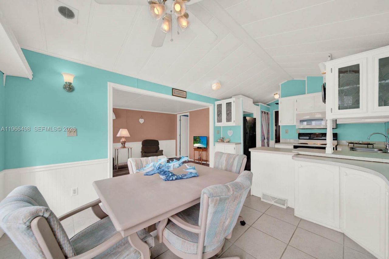 10725 S Ocean Drive Unit #534, Jensen Beach, FL 34957 Photo