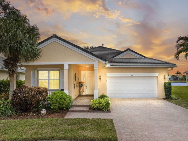 148 NW Swann Mill Circle, Port Saint Lucie, FL 34986