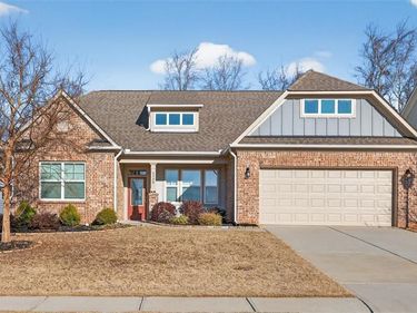 6928 Manchester Drive, Flowery Branch, GA 30542