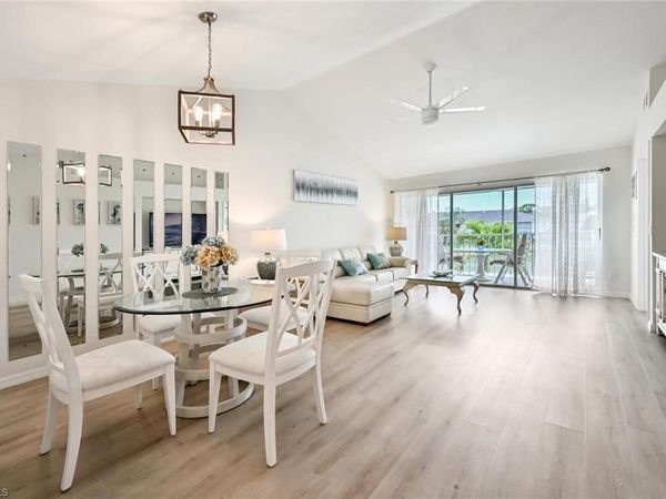 515 Gabriel CIR, Unit 1910, NAPLES, FL 34104