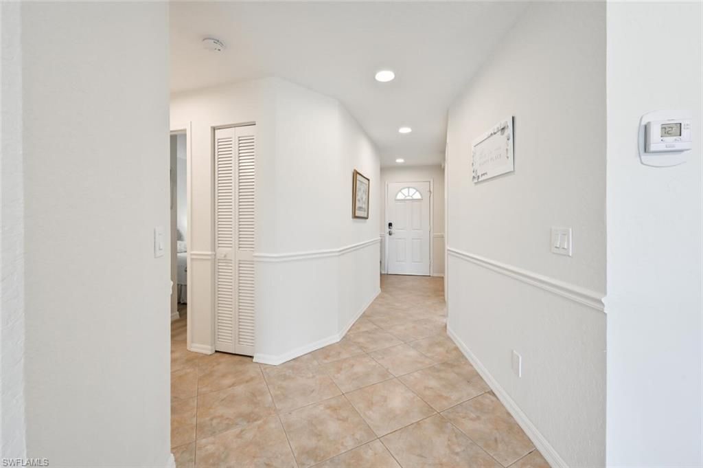 515 Gabriel Cir, Unit 1910, Naples, FL 34104 Photo