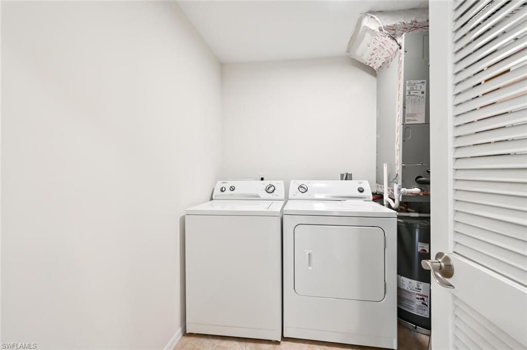 515 Gabriel Cir, Unit 1910, Naples, FL 34104 Photo