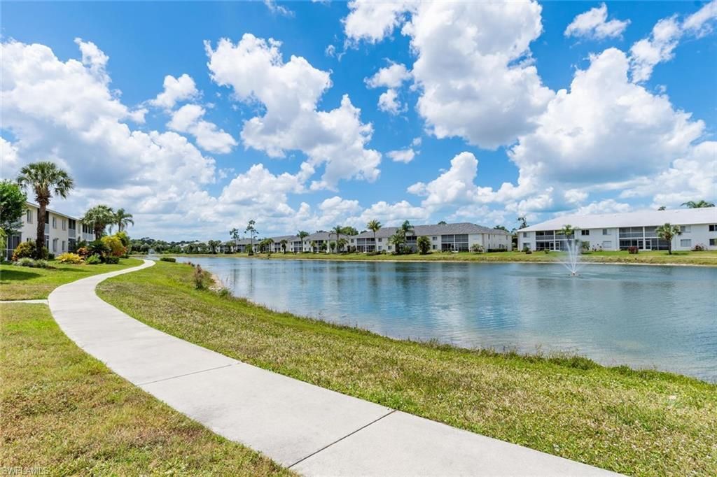 515 Gabriel Cir, Unit 1910, Naples, FL 34104 Photo