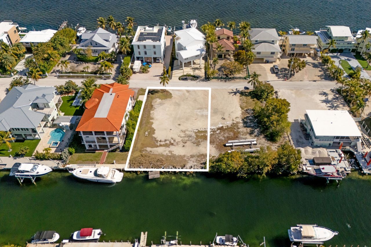 613 Island Drive, Key Largo, FL 33037 Photo