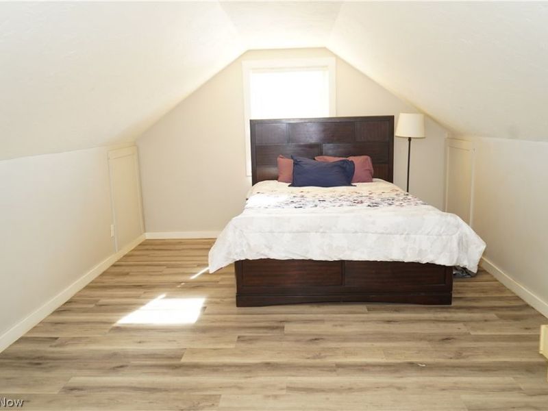 19380 Newton Avenue, Euclid, OH 44119 Photo 6