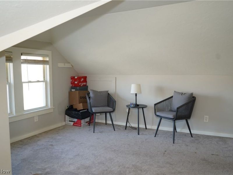 19380 Newton Avenue, Euclid, OH 44119 Photo 7