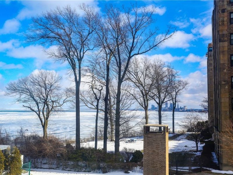 12520 Edgewater Drive, Unit 306, Lakewood, OH 44107 Photo 33