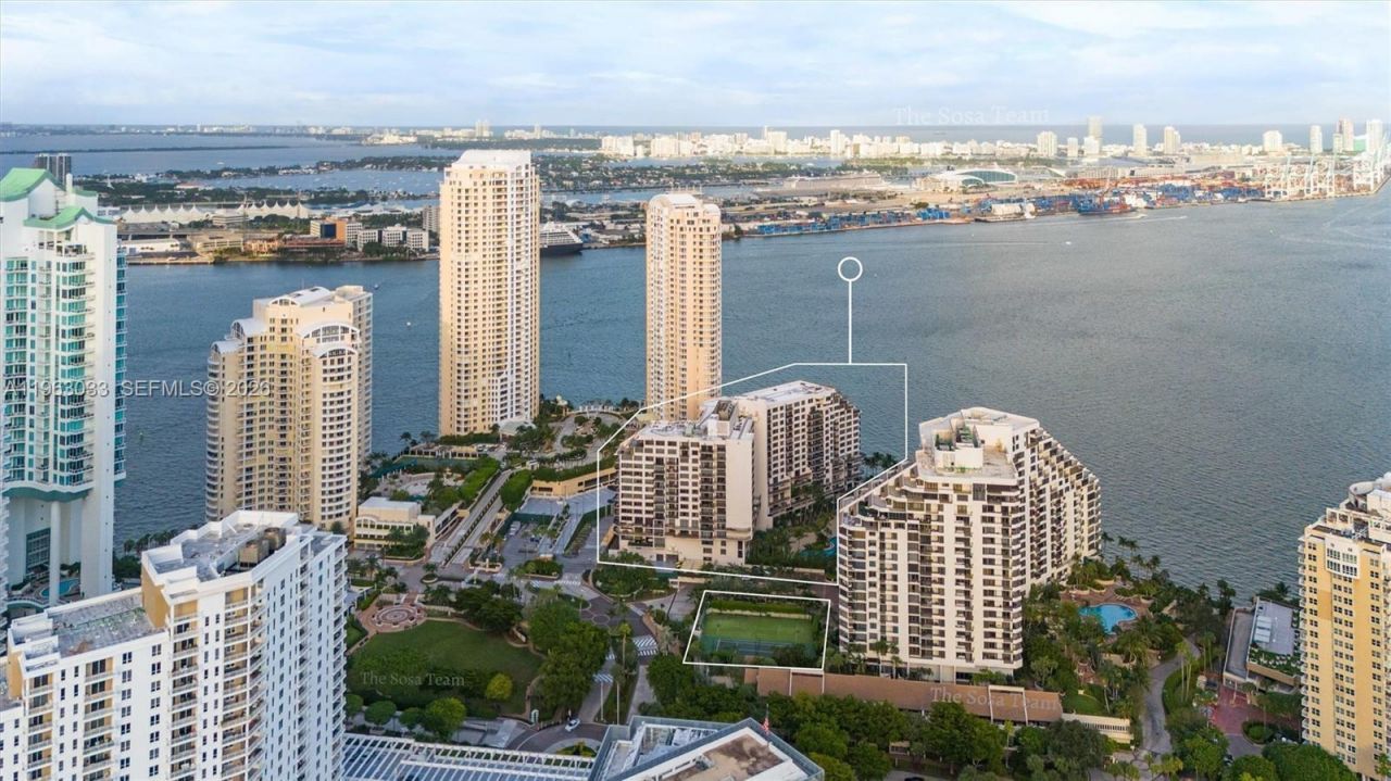 540 Brickell Key Dr, Unit 823, Miami, FL 33131 Photo