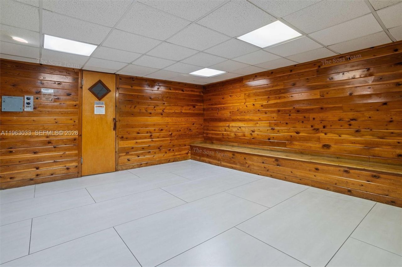 540 Brickell Key Dr, Unit 823, Miami, FL 33131 Photo