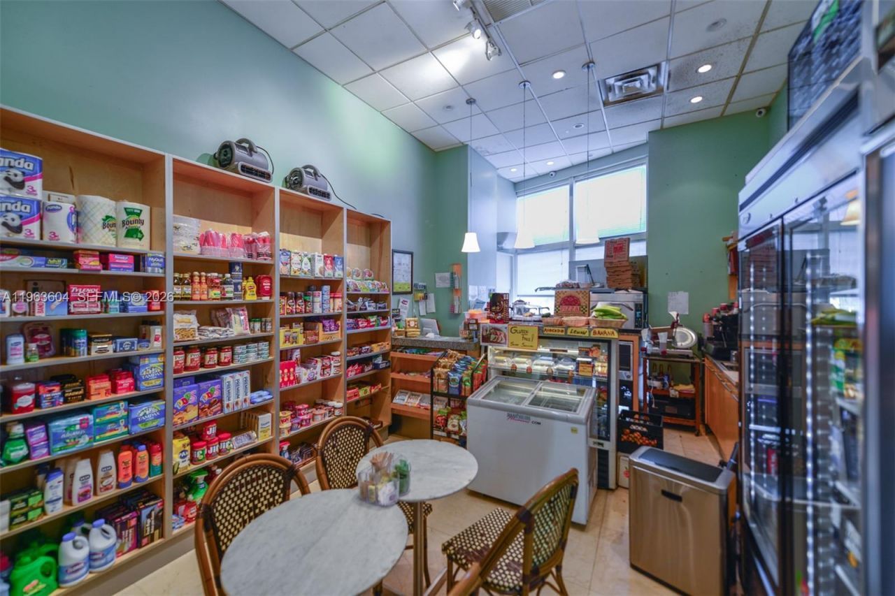 2101 Brickell Ave , Unit 2009, Miami, FL 33129 Photo