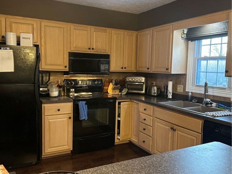 80 Ridgecrest Drive, Painesville Township, OH 44077 Photo 4