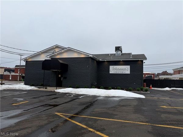 628 Walnut Street, Coshocton, OH 43812