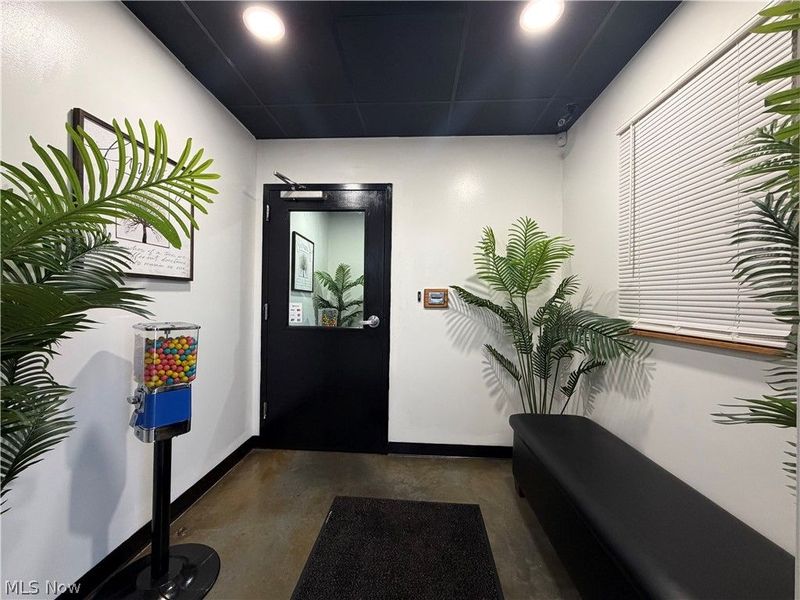 628 Walnut Street, Coshocton, OH 43812 Photo 2