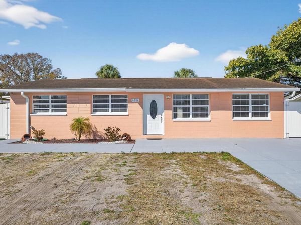 6004 AXELROD ROAD, TAMPA, FL 33634
