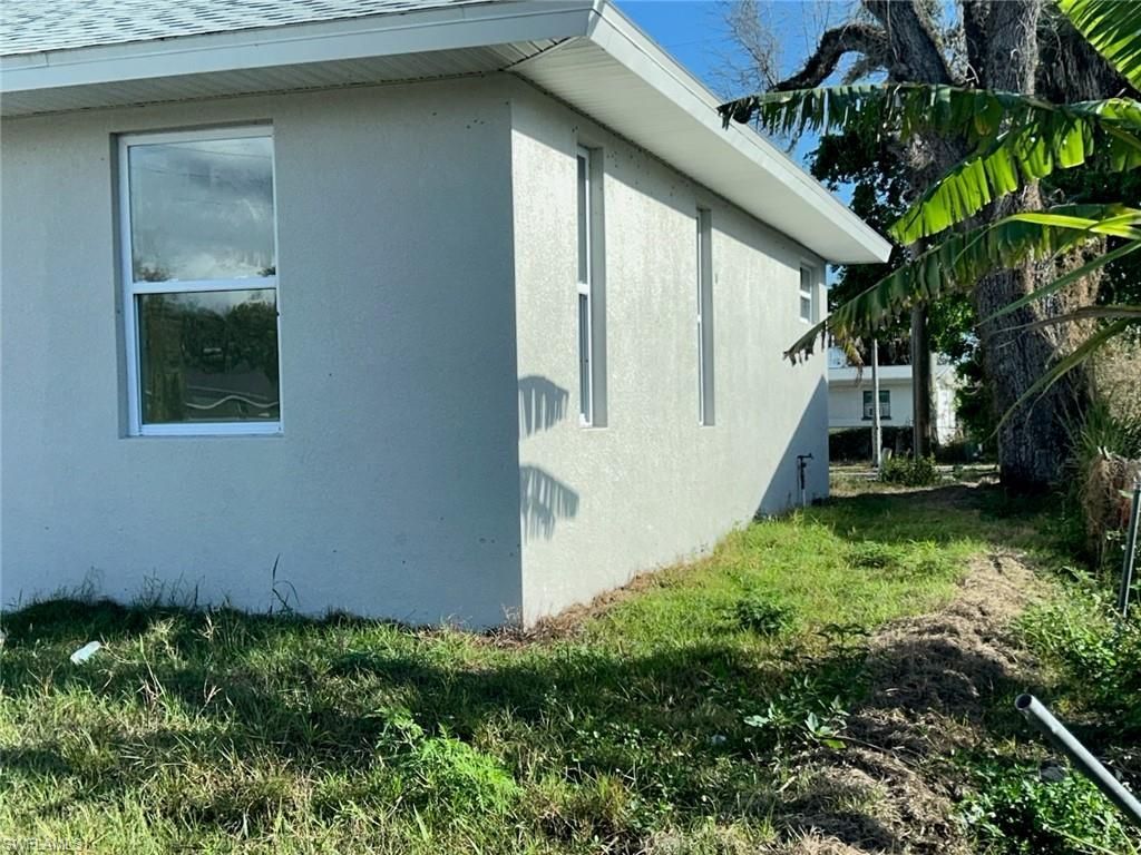 3027 2nd St, Fort Myers, FL 33916 Photo