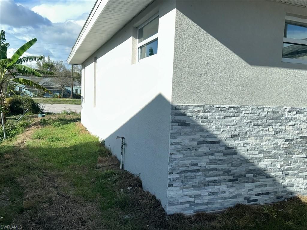 3027 2nd St, Fort Myers, FL 33916 Photo