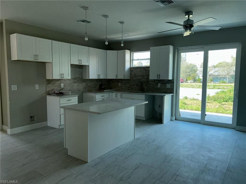 3027 2nd St, Fort Myers, FL 33916 Photo