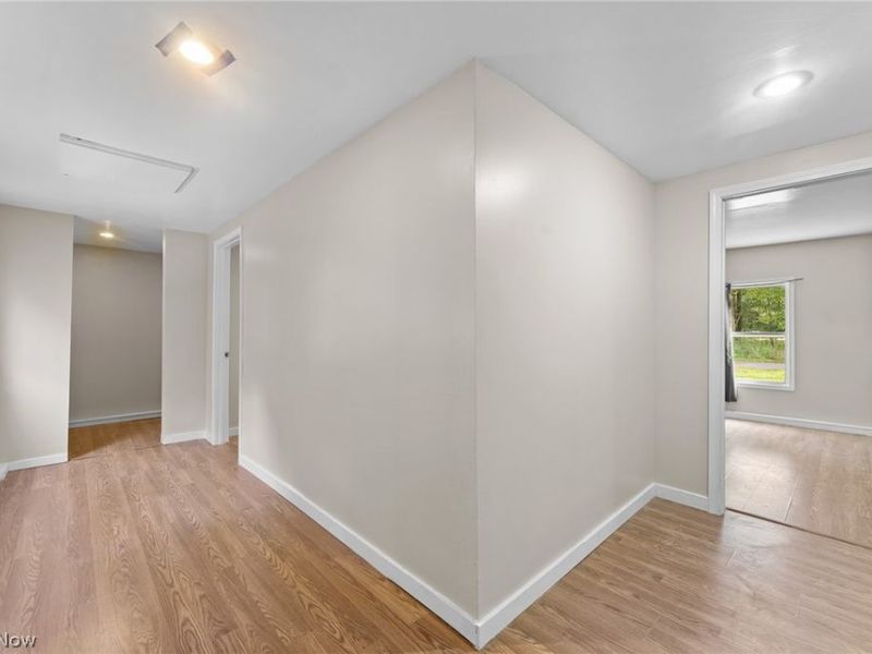 17632 Laurel Avenue, Lake Milton, OH 44429 Photo 22