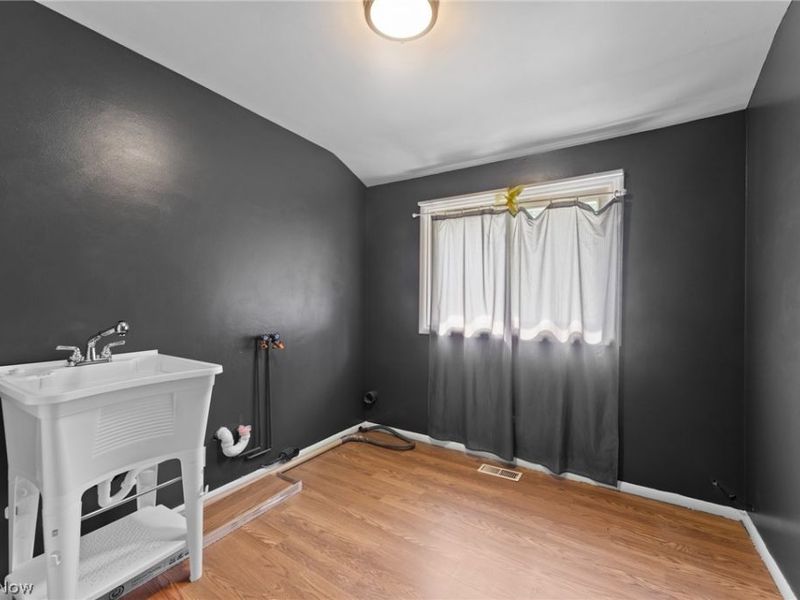 17632 Laurel Avenue, Lake Milton, OH 44429 Photo 27