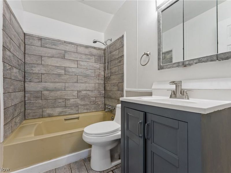 17632 Laurel Avenue, Lake Milton, OH 44429 Photo 29