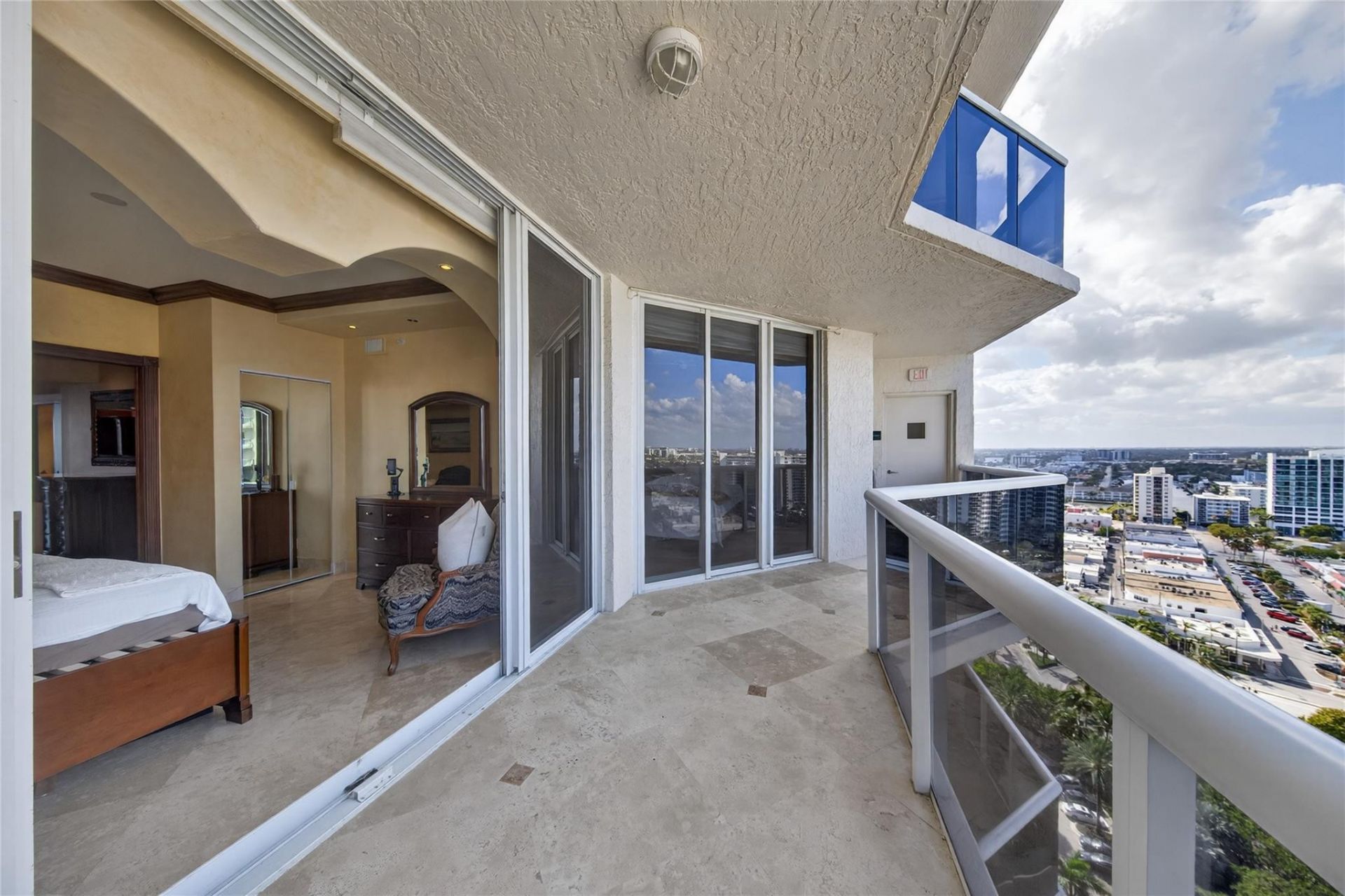 3200 N Ocean Boulevard, Unit 1907, Fort Lauderdale, FL 33308 Photo