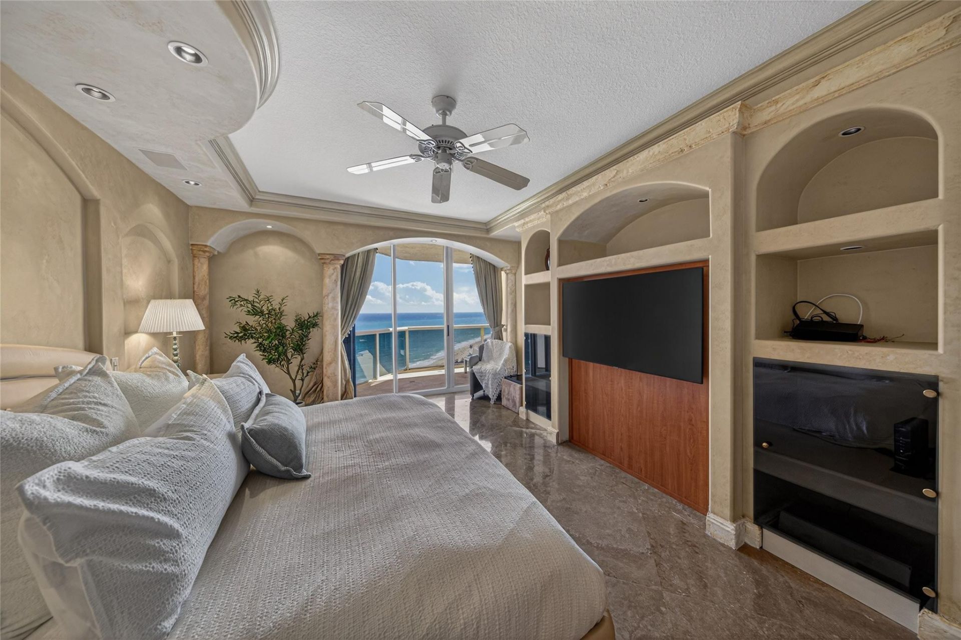 3200 N Ocean Boulevard, Unit 1907, Fort Lauderdale, FL 33308 Photo