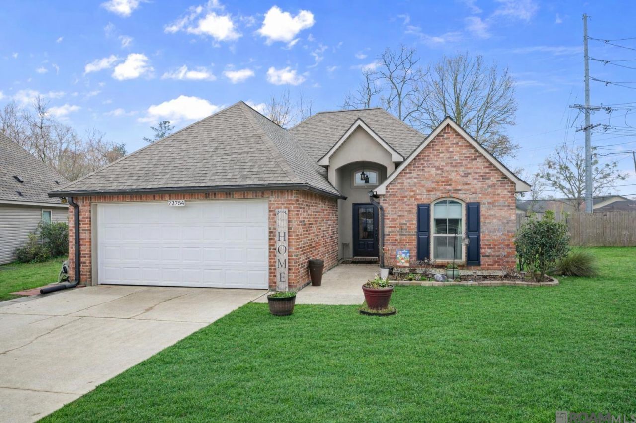 22754 Citation Dr, Denham Springs, LA 70726 Main Photo