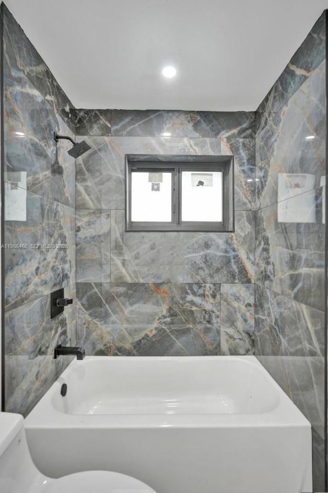 1628 NE 7th Ave, Fort Lauderdale, FL 33305 Photo