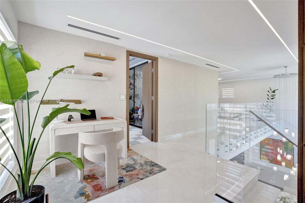 20824 NE 37th Ave, Unit 20824, Aventura, FL 33180 Photo