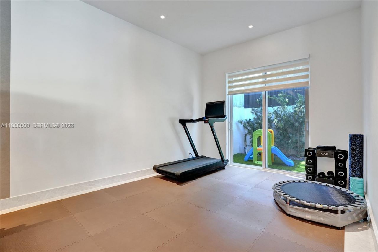 20824 NE 37th Ave, Unit 20824, Aventura, FL 33180 Photo