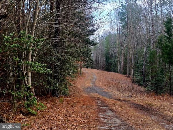 3746 ENOS ROAD, GLOUCESTER, VA 23061