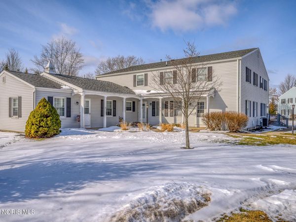 160 Quail Road, Perrysburg, OH 43551