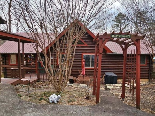 102 Curtis Circle, Kingston, TN 37763