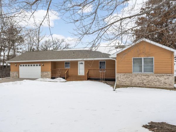 6750 40th Street N, Oakdale, MN 55128