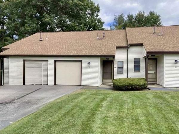 29 Decarolis Dr, Unit 29, Tewksbury, MA 01876