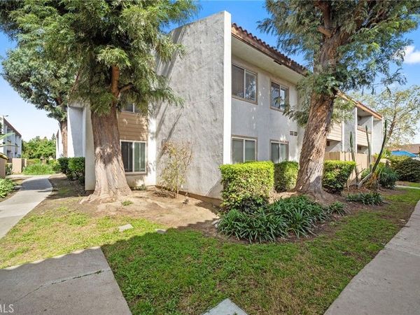 2521 W Sunflower, Unit G8, Santa Ana, CA 92704