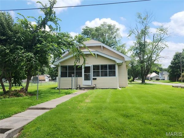 302 N 3rd Street, Chaffee, MO 63740