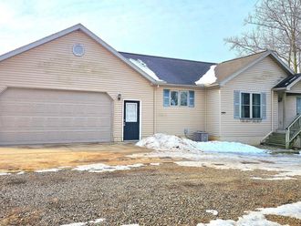 10513 Loughrea Lane Cement City, MI 49233
