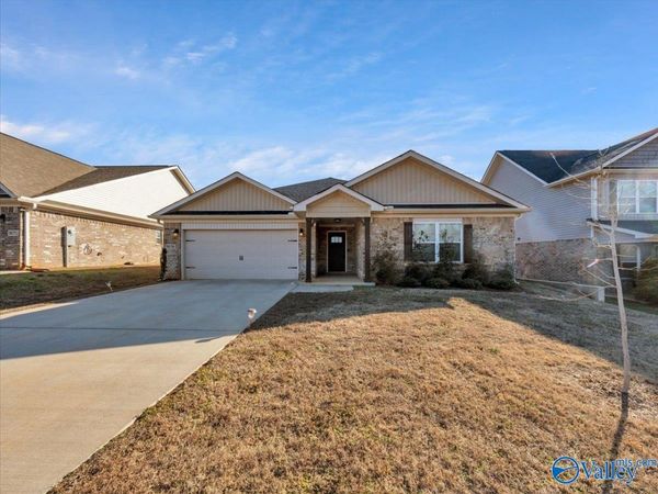 1674 Opp Reynolds Road, Toney, AL 35773