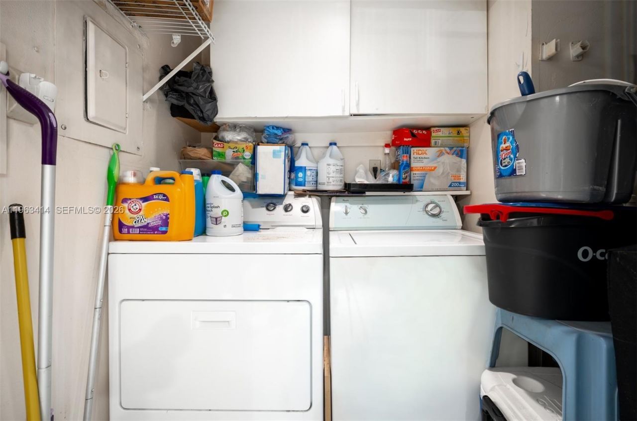 16475 Golf Club Rd, Unit 307, Weston, FL 33326 Photo