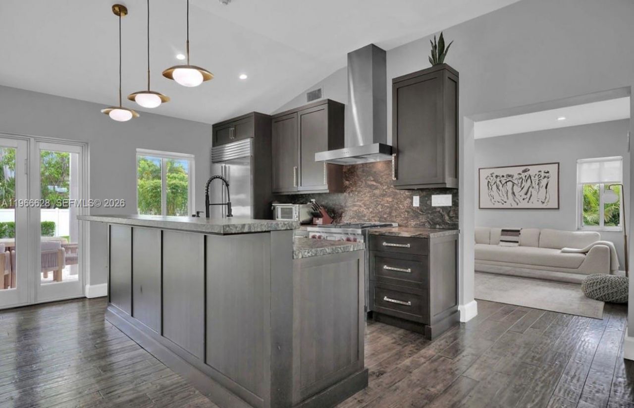 1050 Jefferson St, Hollywood, FL 33019 Photo